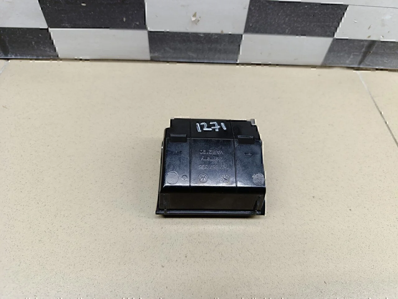 Пепельница передняя VW Jetta 2006-2011 - миниатюра 3