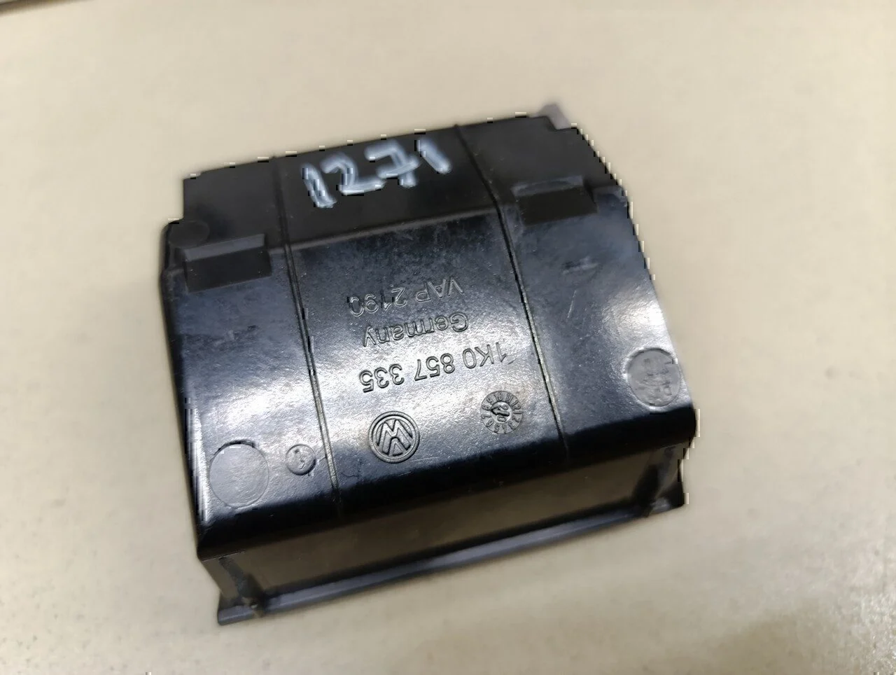 Пепельница передняя VW Jetta 2006-2011 - миниатюра 4