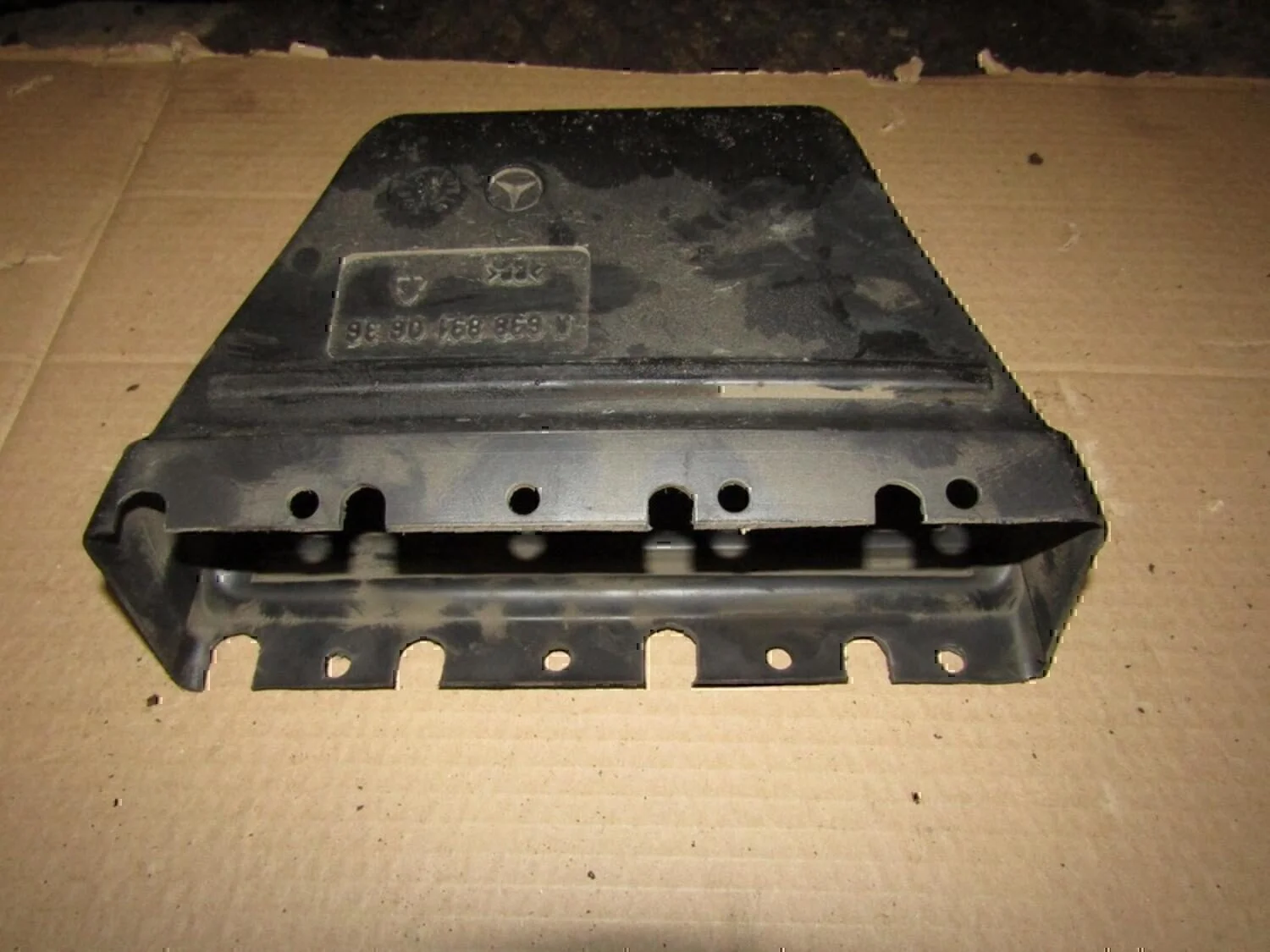 Воздуховод MERCEDES-BENZ Vito (638) 1996-2003 - миниатюра 2