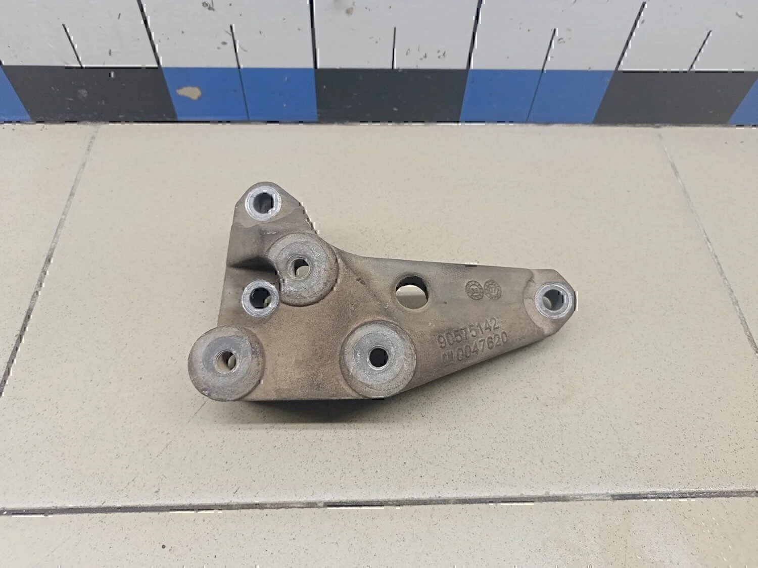 Кронштейн КПП OPEL Astra G 1998-2005 - миниатюра 2