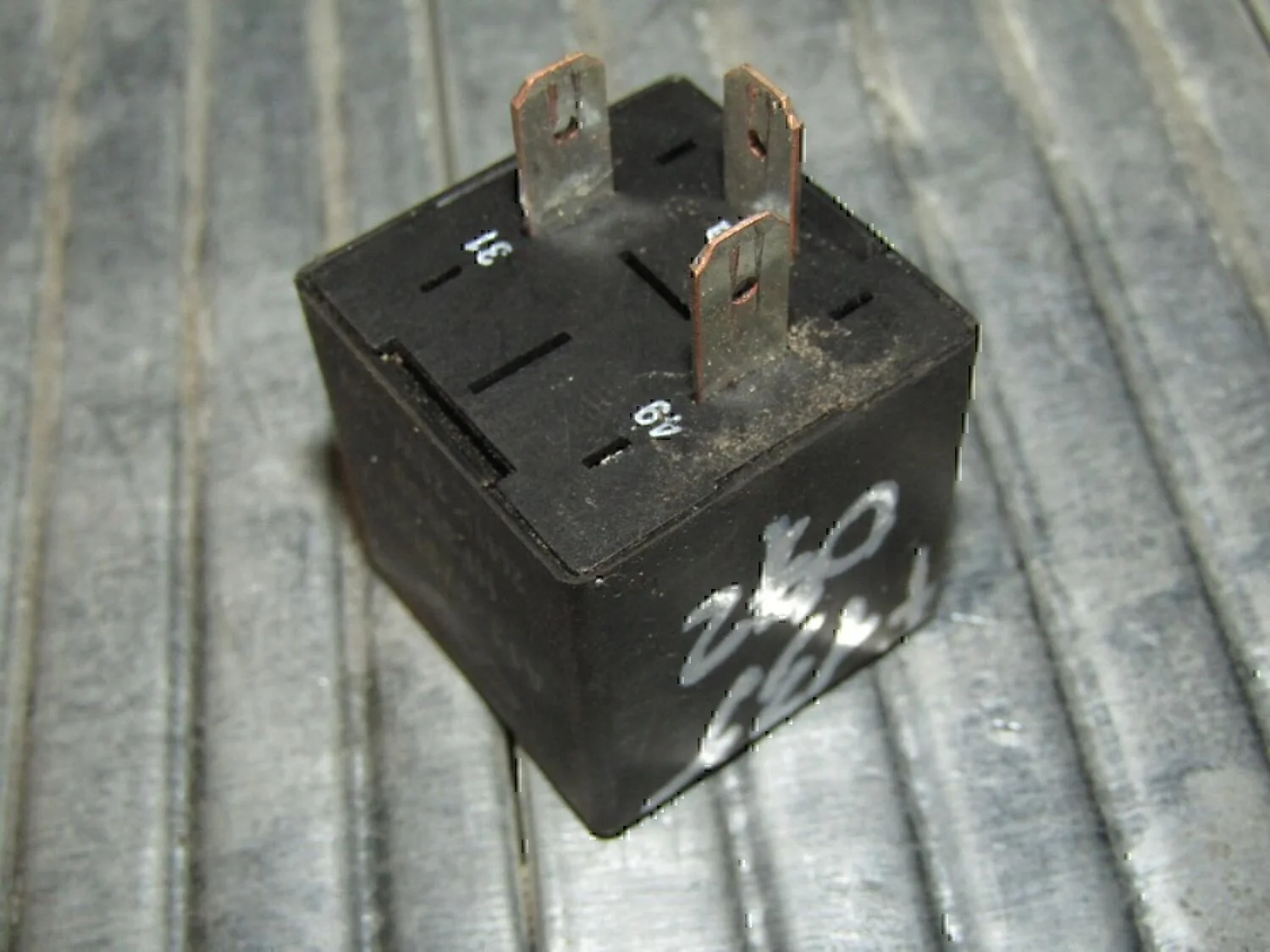Реле поворотов Chery Amulet (A15) 2006> - миниатюра 2