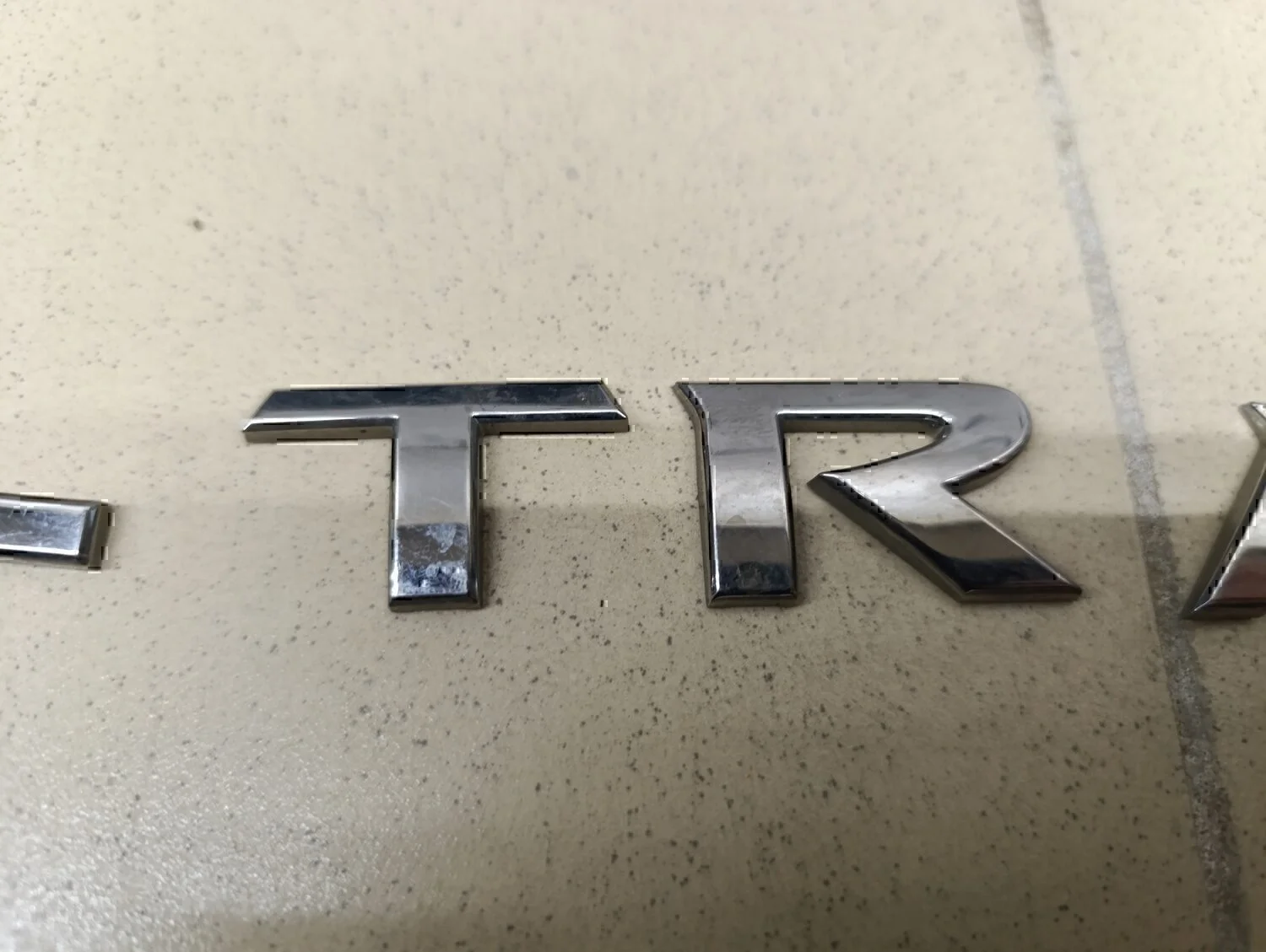 Эмблема NISSAN X-Trail (T32) 2014> - миниатюра 3