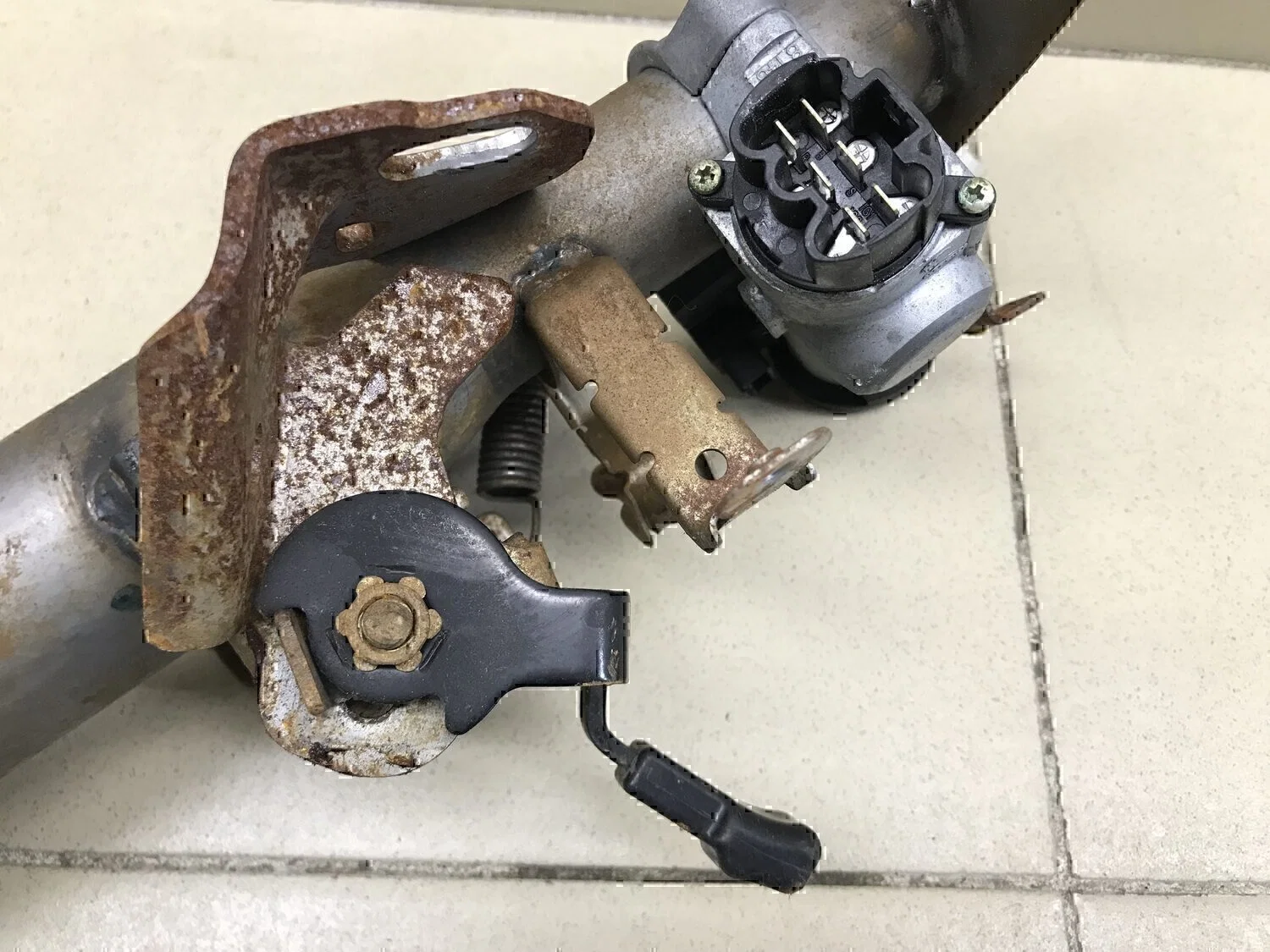 Колонка рулевая NISSAN Almera N16 2000-2006 - миниатюра 6