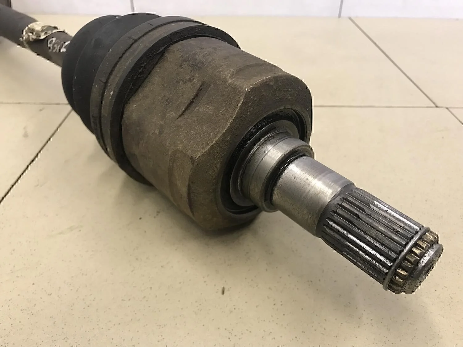 Полуось передняя левая Hyundai-KIA Matrix 2001-2010 - миниатюра 5