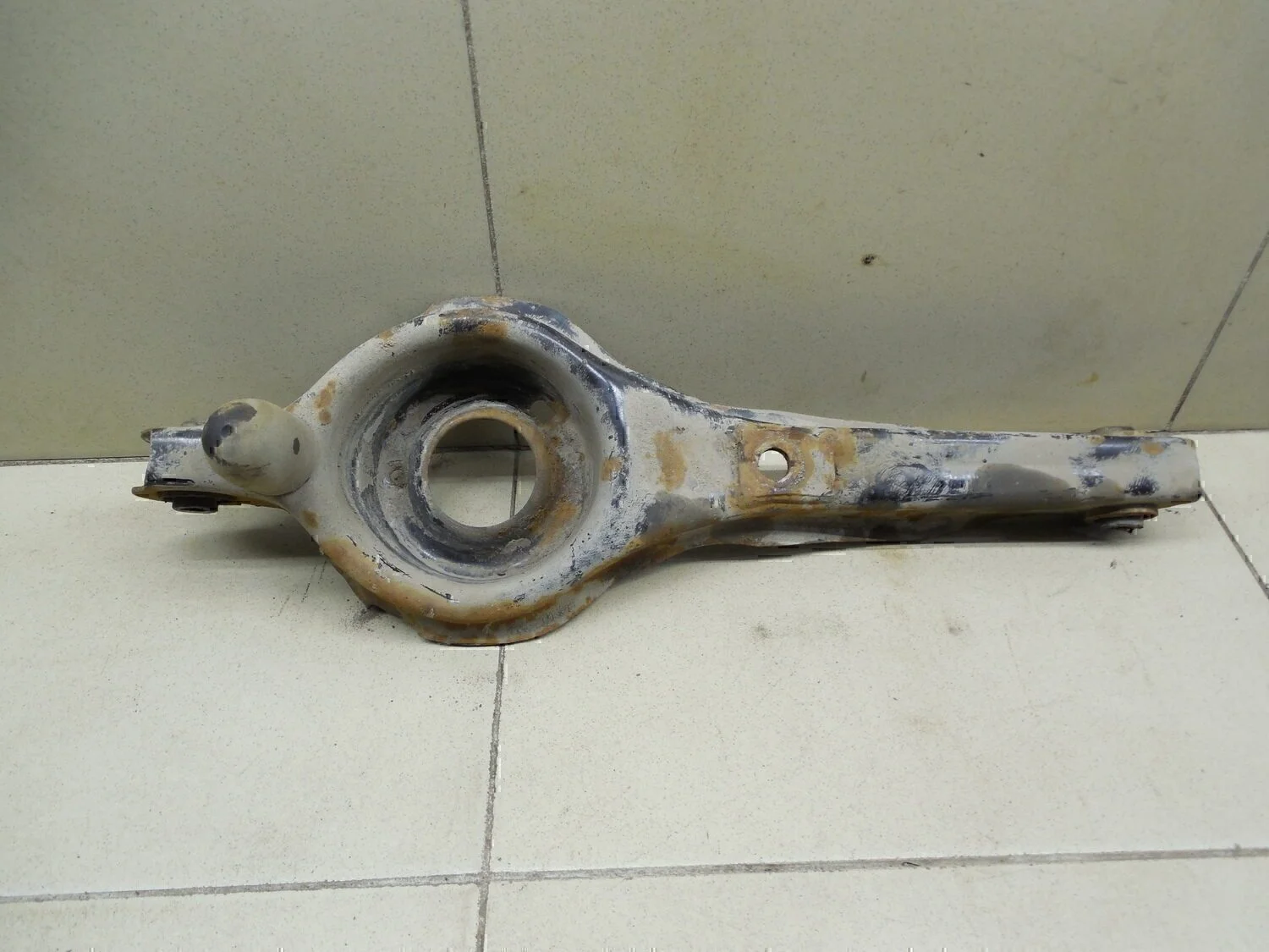 Рычаг задний нижний FORD Focus II 2008-2011