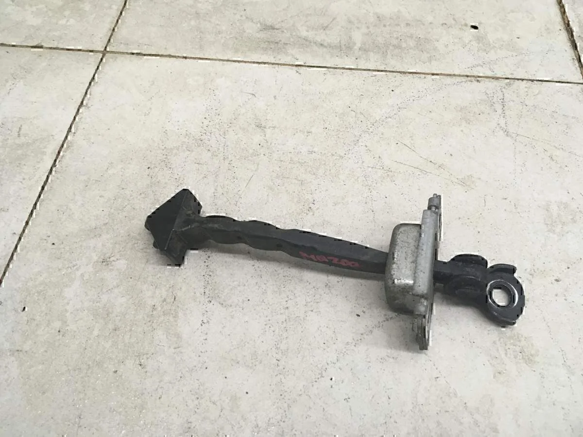 Ограничитель двери MAZDA Mazda 3 (BL) 2009-2013 - миниатюра 2