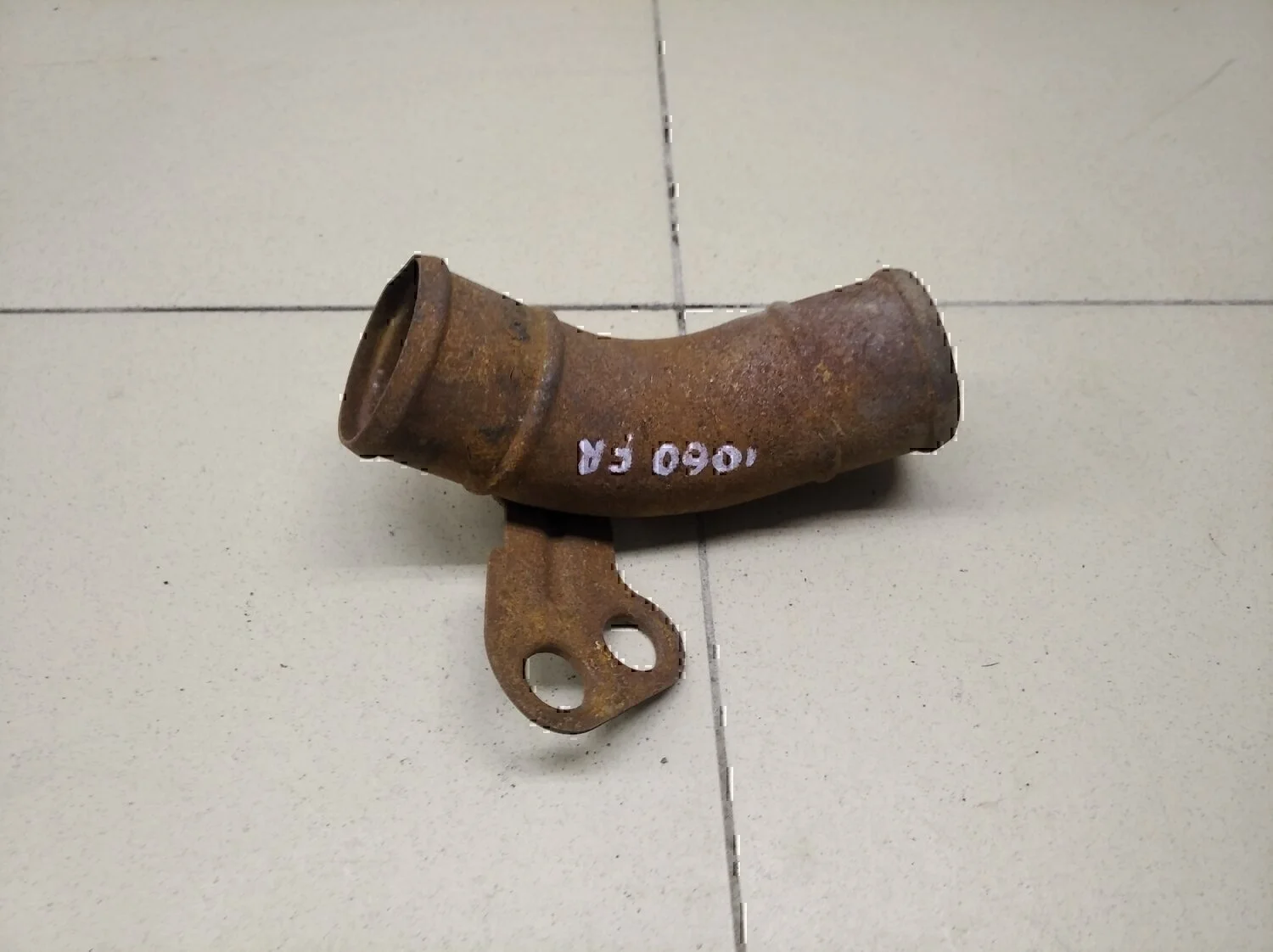 Патрубок интеркулера Peugeot-Citroen C-Crosser 2008-2013 - изображение 1