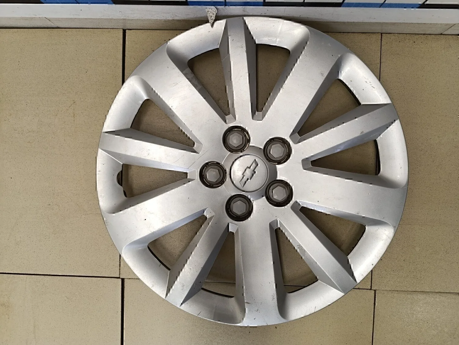 Колпак декоративный Chevrolet Cruze 2009-2016 - миниатюра 2