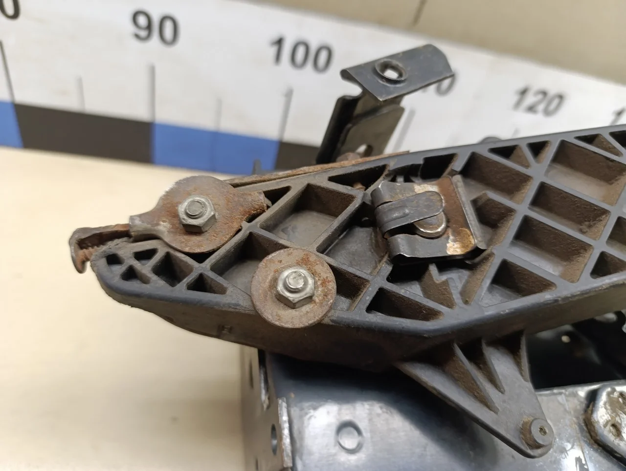 Блок педалей VW Transporter T4 1991-1996 - миниатюра 10