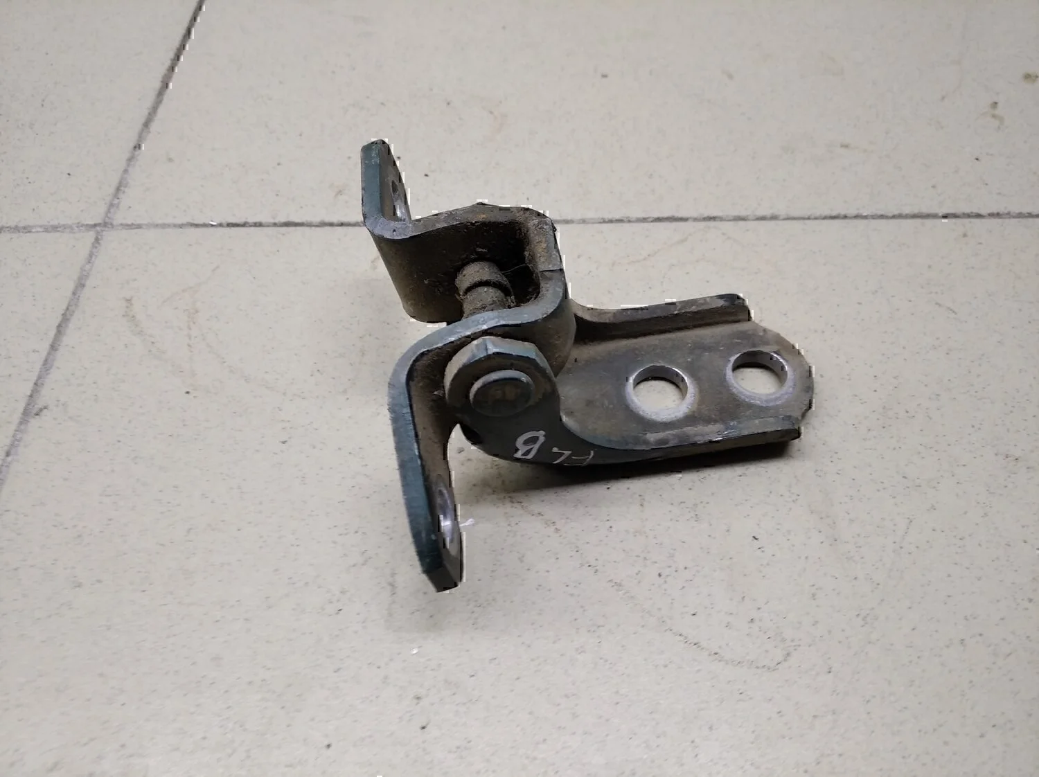Петля двери TOYOTA Land Cruiser (100) 1998-2007 - миниатюра 5
