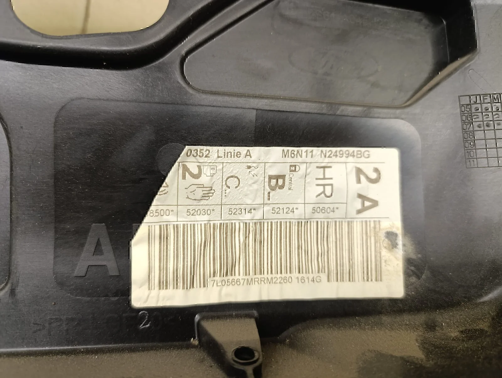 Крепеж стеклоподъемника FORD Fusion 2002-2012 - миниатюра 5