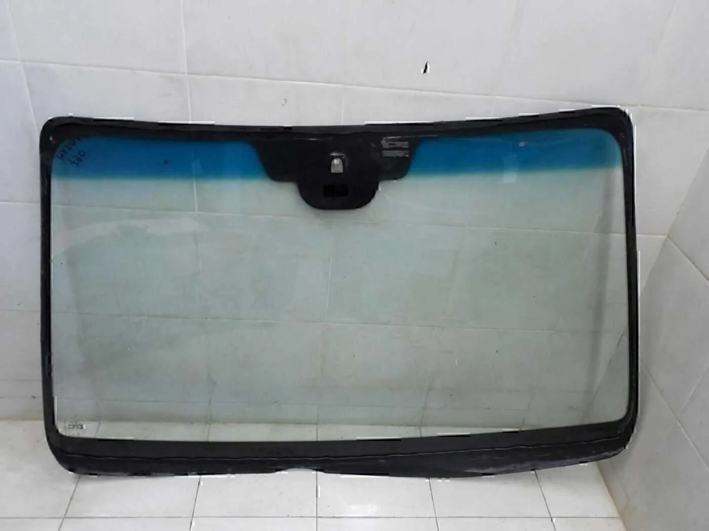 Стекло лобовое (ветровое) MAZDA Mazda 6 (GG) 2002-2007 - миниатюра 3