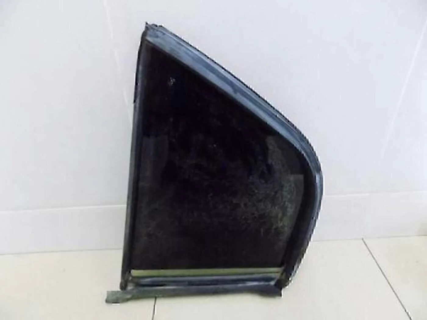 Стекло двери задней правой (форточка) Hyundai-KIA Elantra 2000-2005 - миниатюра 2