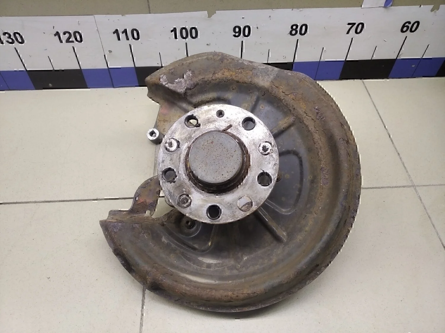 Кулак поворотный задний правый SKODA Octavia (A5 1Z-) 2004-2013