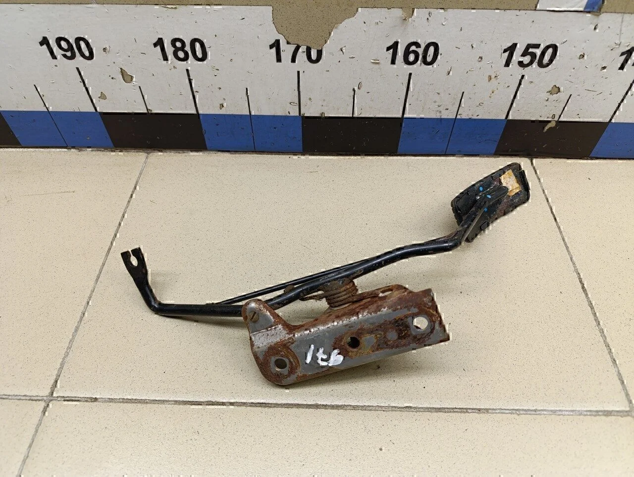 Педаль газа Hyundai-KIA Terracan 2001-2007 - миниатюра 2