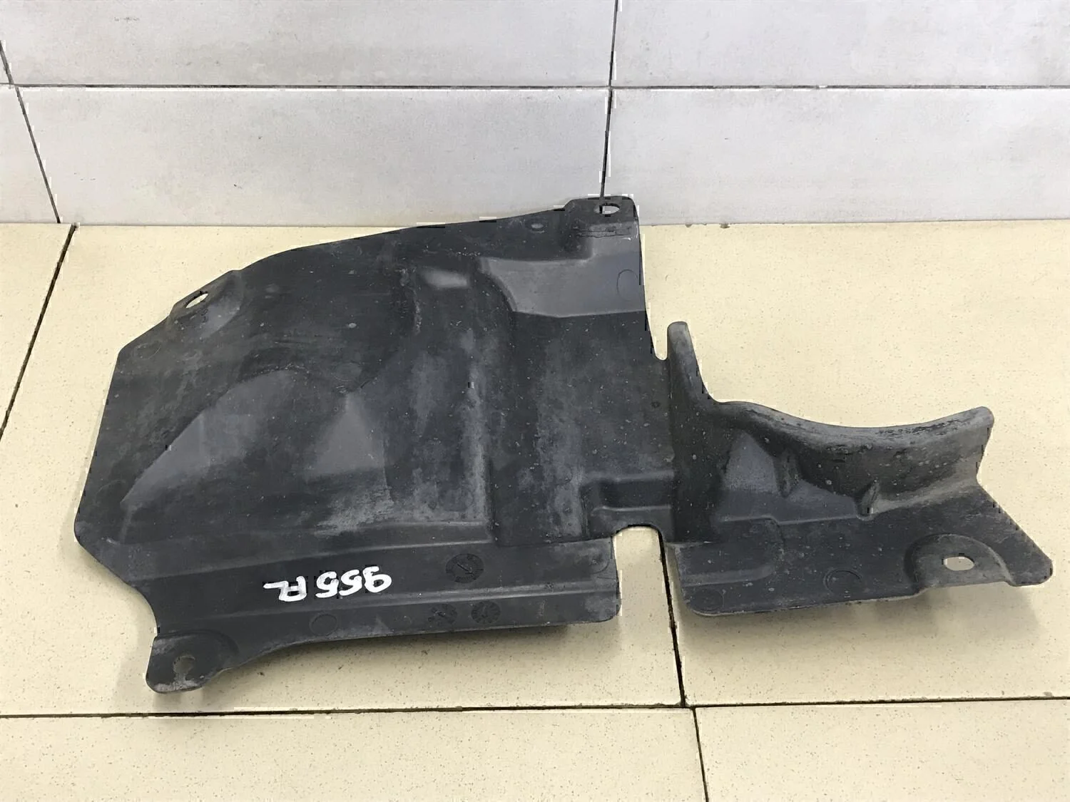 Пыльник двигателя MAZDA Mazda 3 (BM) 2013-2016 - миниатюра 3
