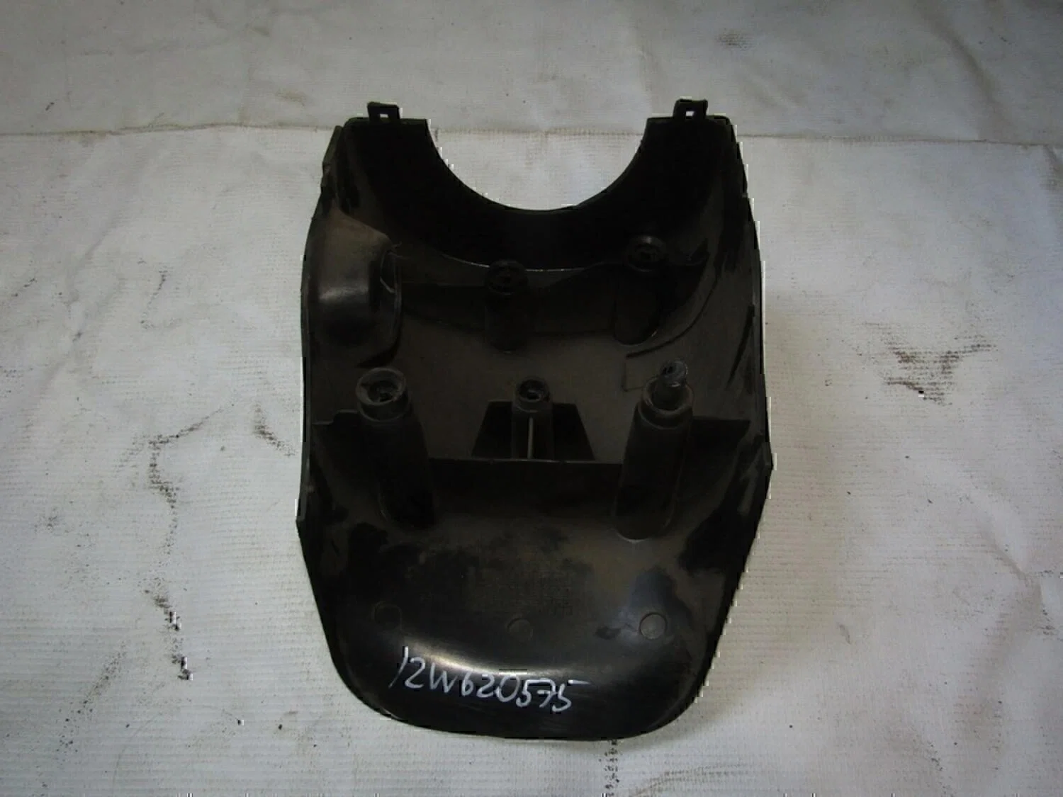 Кожух рулевой колонки нижний DAEWOO Matiz 2001-2015 - изображение 1