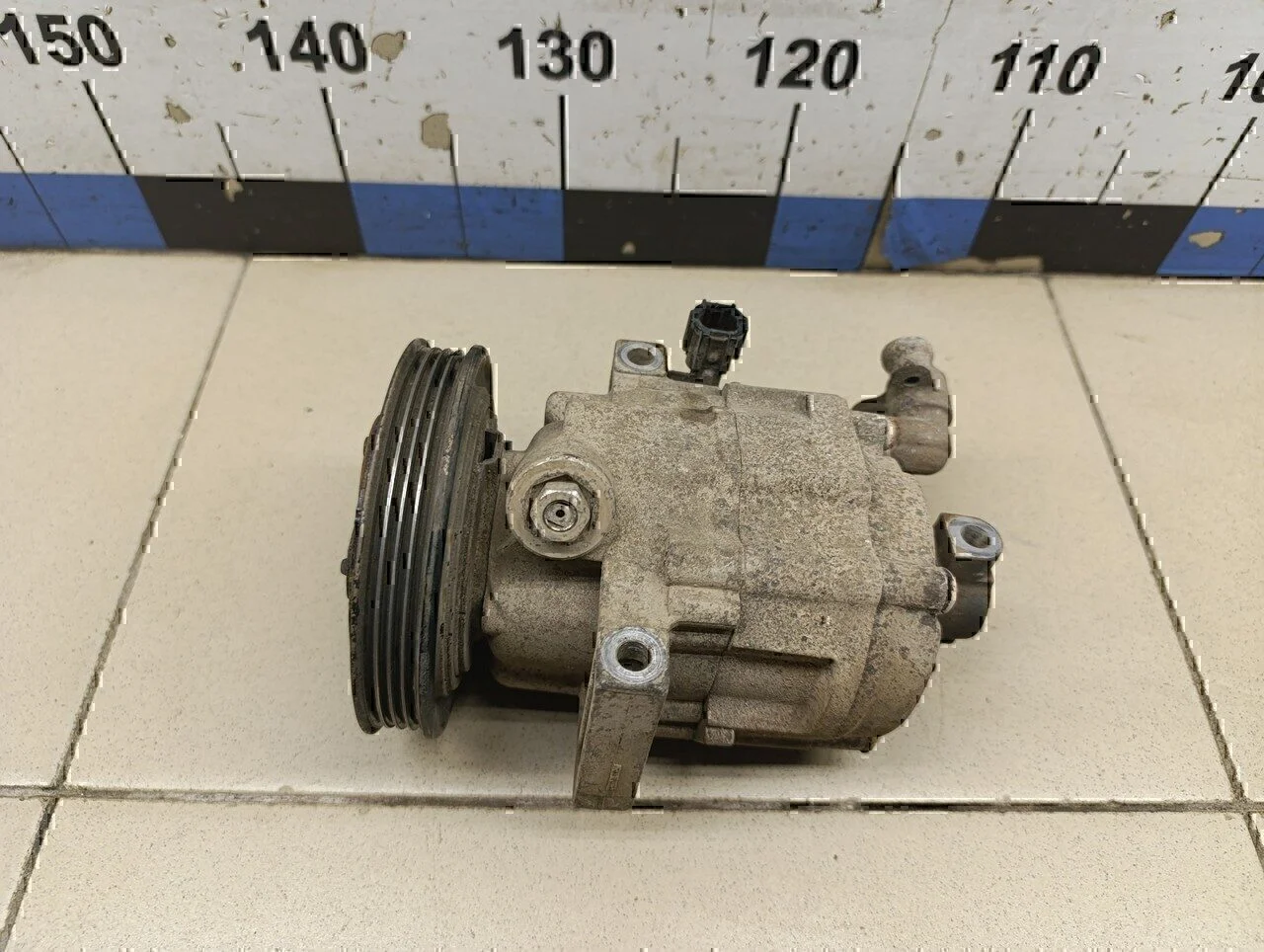 Компрессор системы кондиционирования NISSAN Micra (K12E) 2002-2010 - миниатюра 3