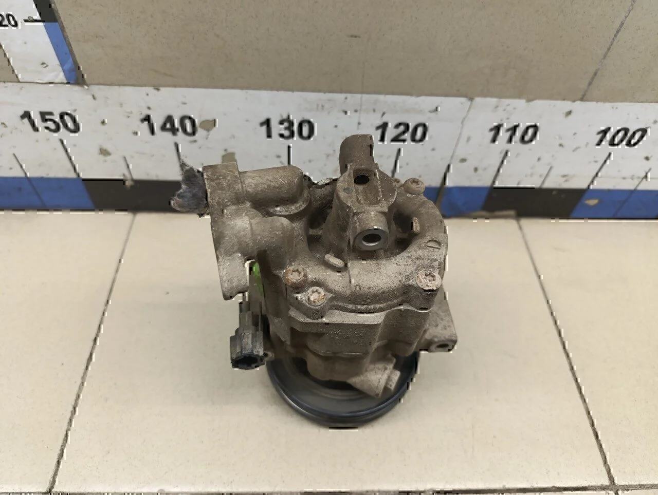 Компрессор системы кондиционирования NISSAN Micra (K12E) 2002-2010 - миниатюра 7