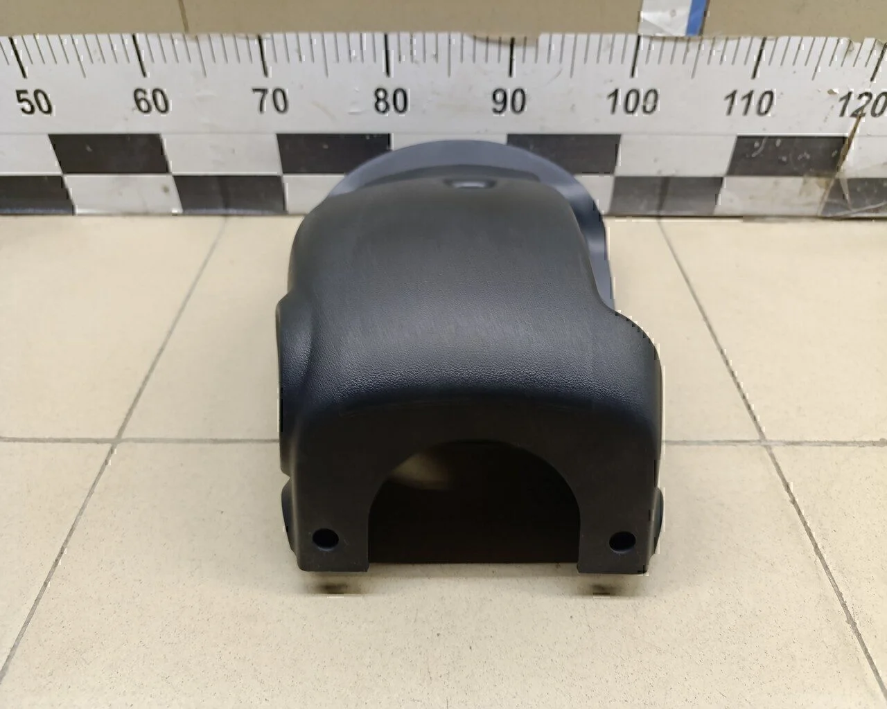 Кожух рулевой колонки нижний Hyundai-KIA ix35/Tucson 2010-2015