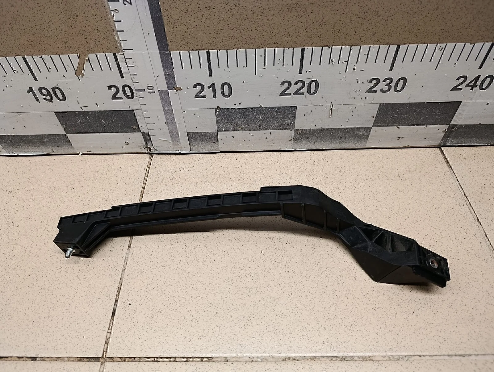 Направляющая стекла Hyundai-KIA Cerato 2009-2013 - миниатюра 2