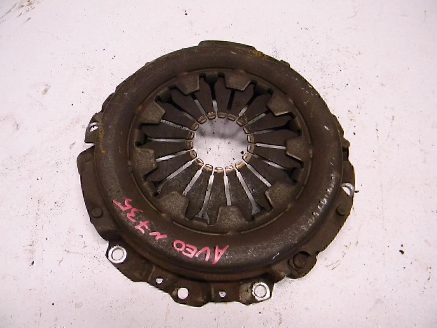 Корзина сцепления Chevrolet Aveo (T250) 2005-2011 - миниатюра 2