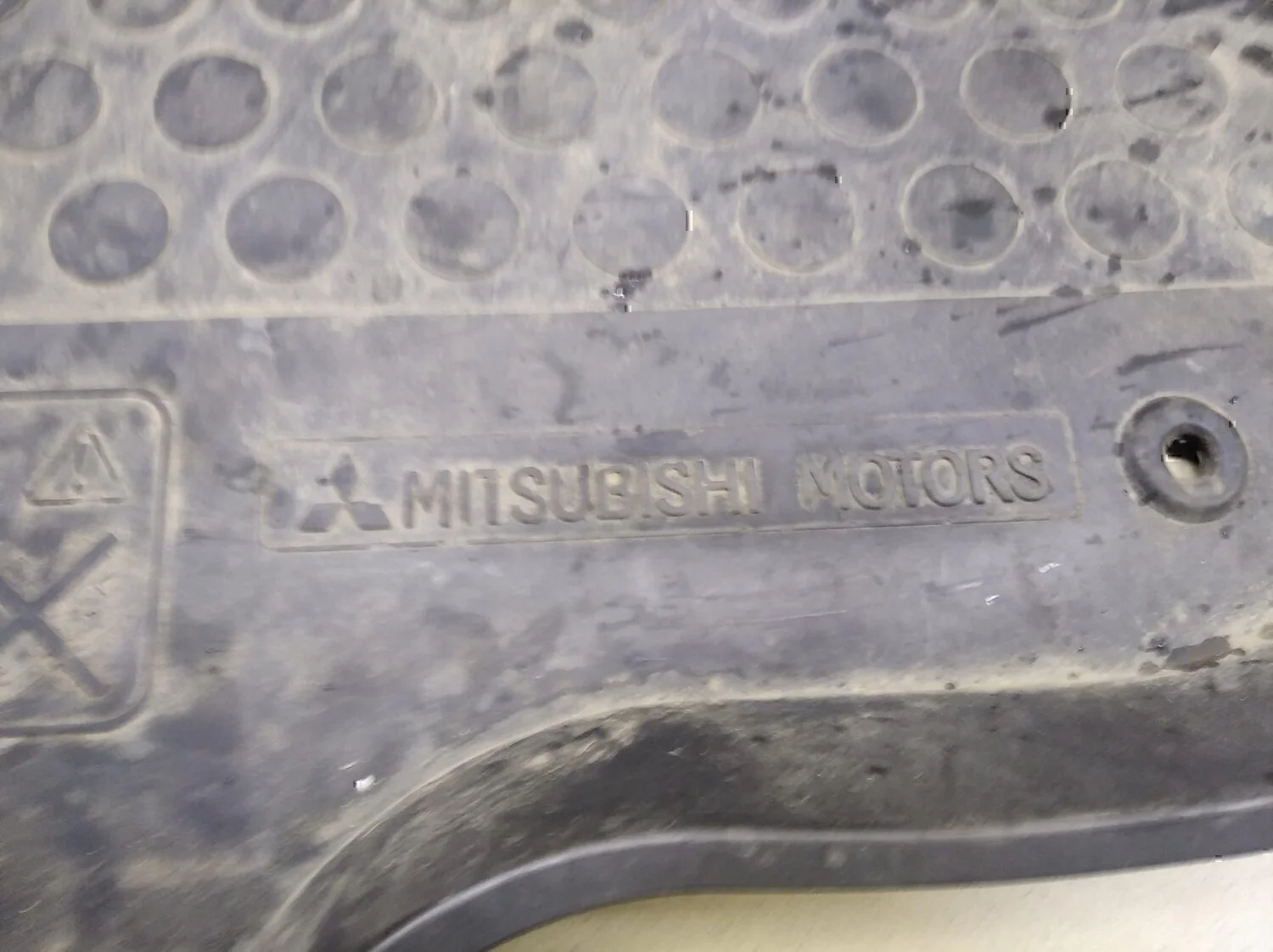 Коврик MITSUBISHI Pajero/Montero Sport (KH) 2008> - миниатюра 2