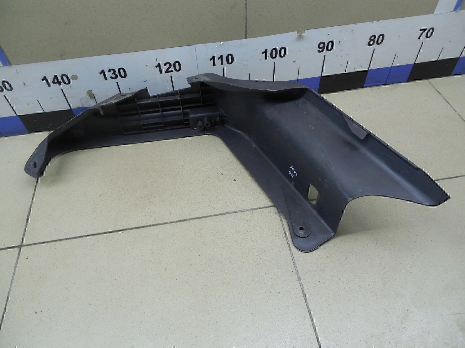Держатель задней полки NISSAN Micra (K11E) 1992-2002 - миниатюра 3