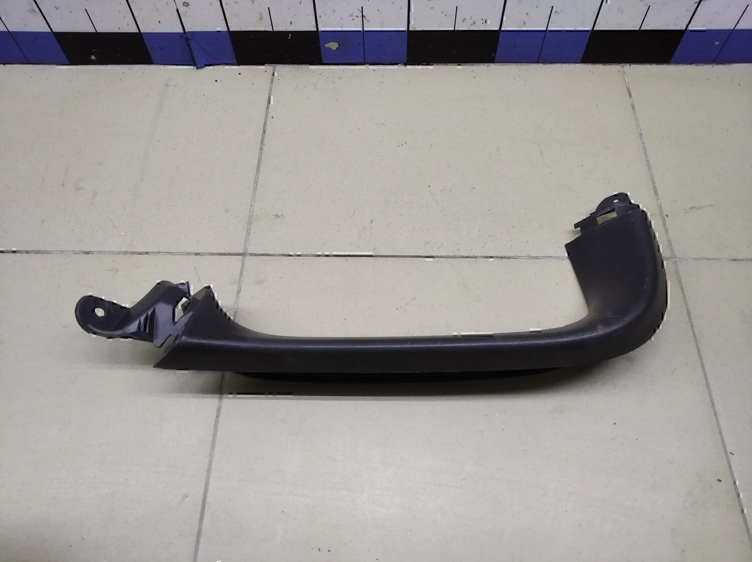 Обшивка двери багажника Hyundai-KIA i30 2007-2012 - изображение 1