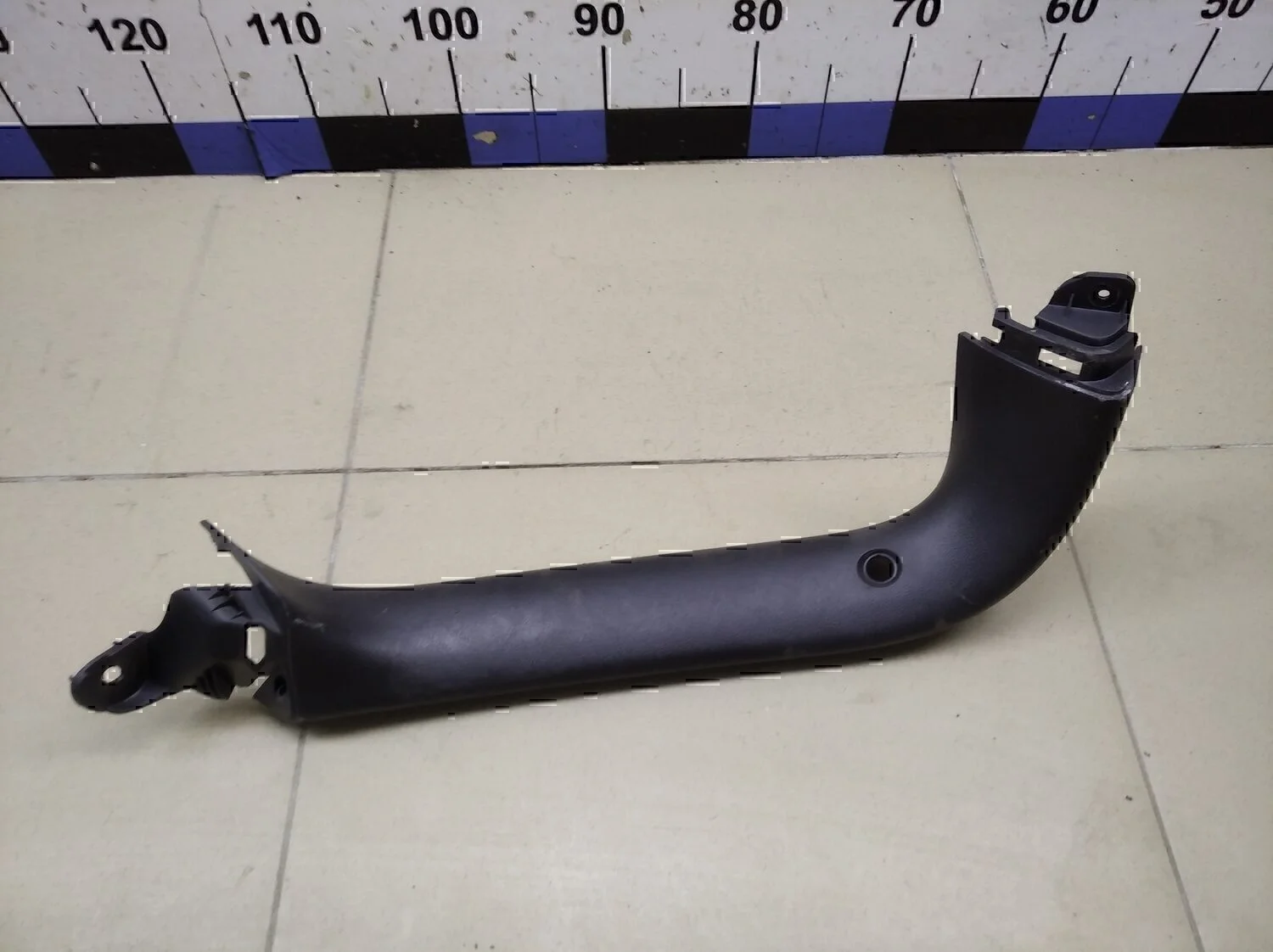 Обшивка двери багажника Hyundai-KIA i30 2007-2012 - миниатюра 2