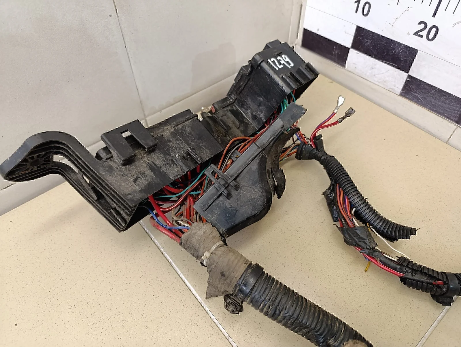 Проводка (коса) GEELY EMGRAND EC7 2011-2016 - миниатюра 6