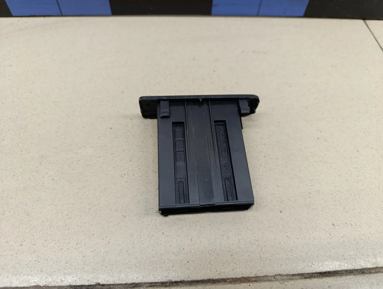 Бардачок VW Tiguan 2007-2011 - миниатюра 5