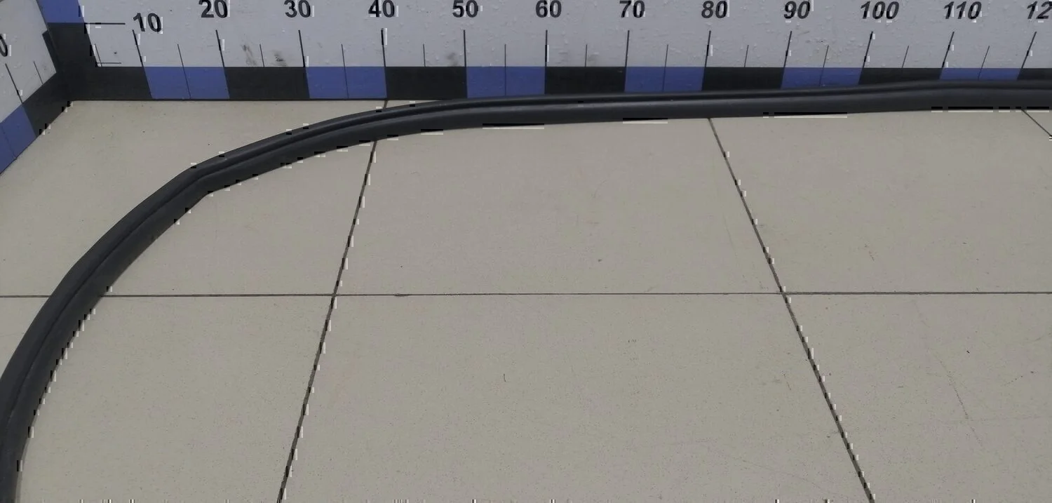 Уплотнитель (внутри) TOYOTA RAV 4 2013-2019 - миниатюра 3