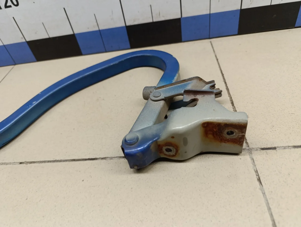 Петля крышки багажника Hyundai-KIA RIO 2005-2011 - миниатюра 4