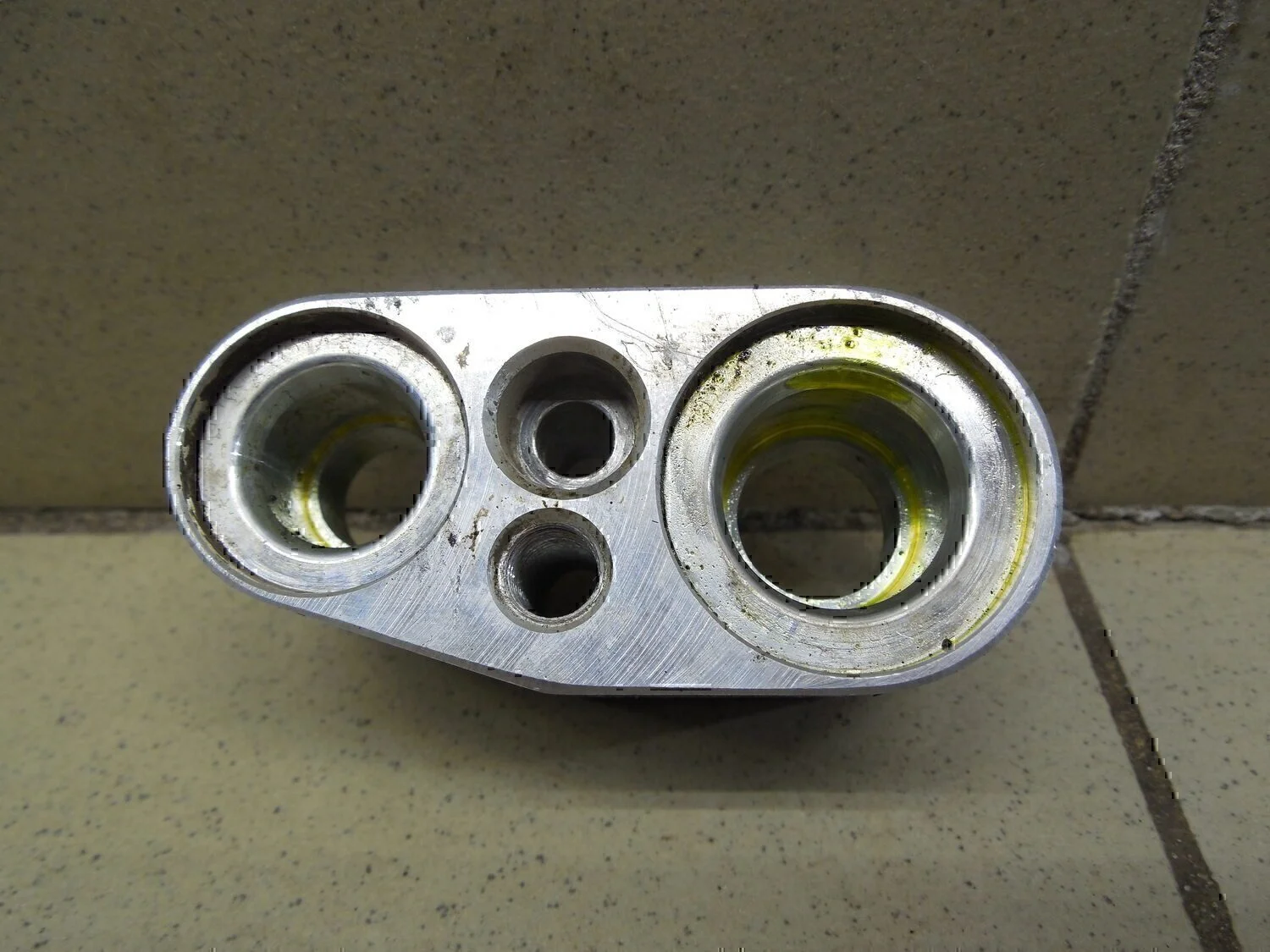 Клапан кондиционера FORD Kuga 2008-2012 - миниатюра 3