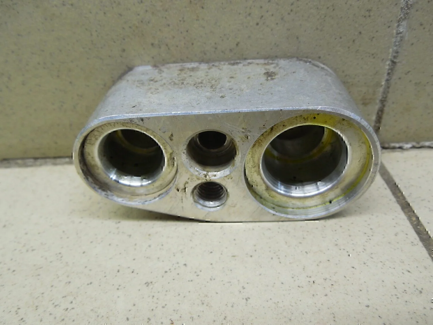 Клапан кондиционера FORD Kuga 2008-2012 - миниатюра 4