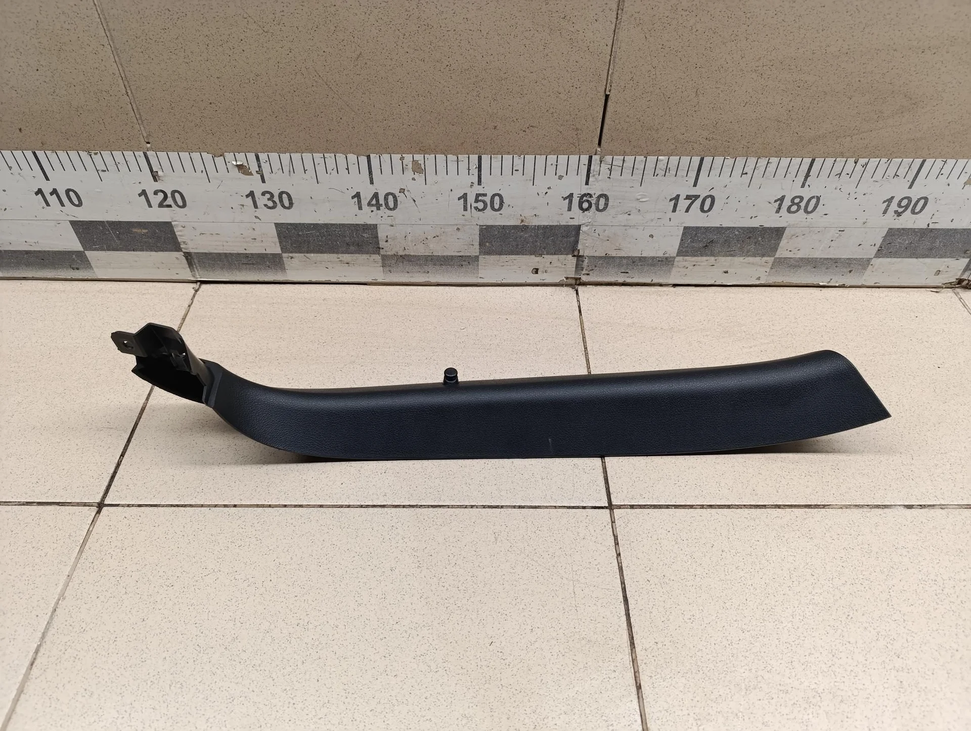 Обшивка двери багажника GEELY Tugella (FY11) 2020 - миниатюра 2