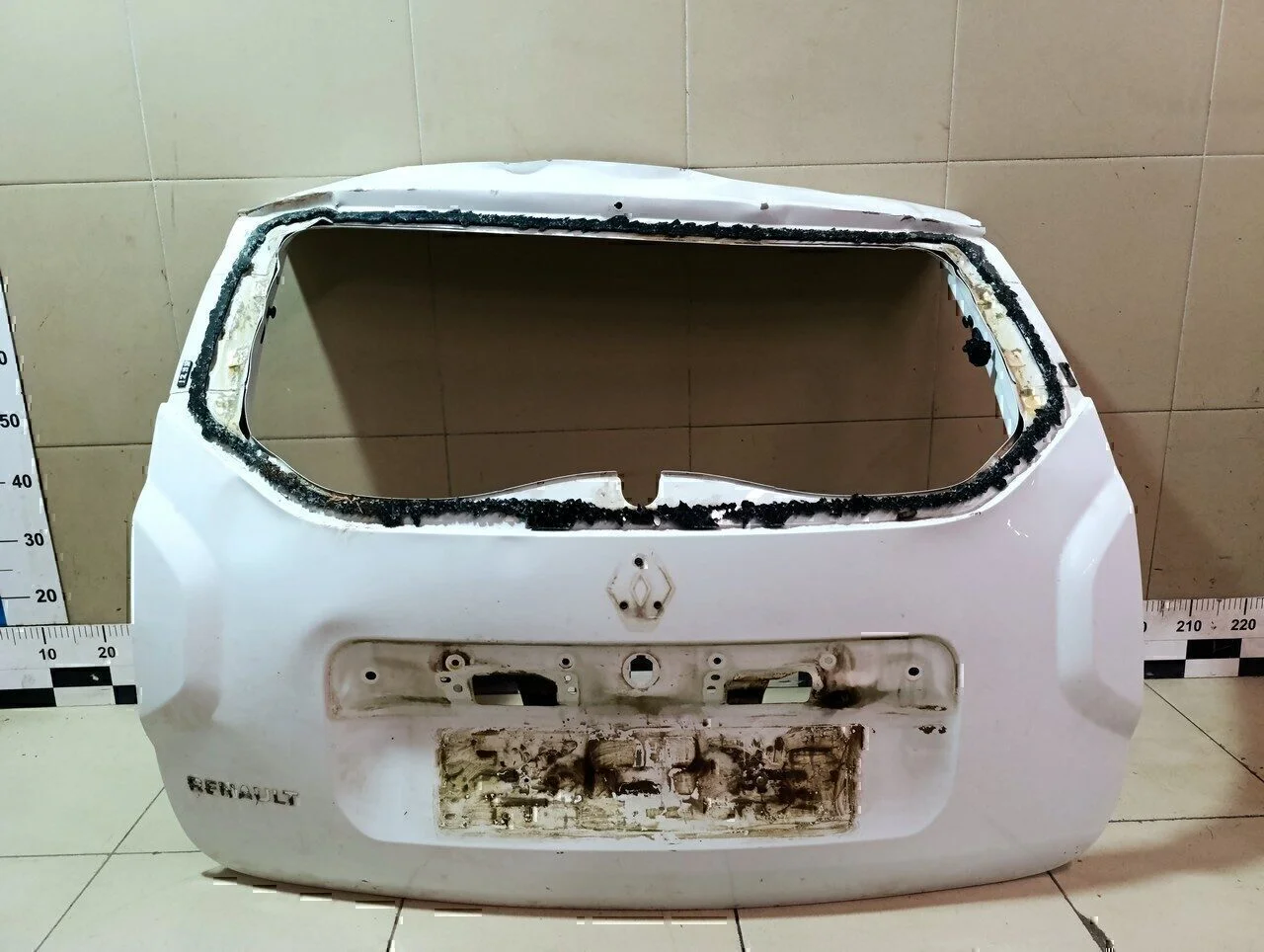 Дверь багажника RENAULT Duster 2012> - миниатюра 2