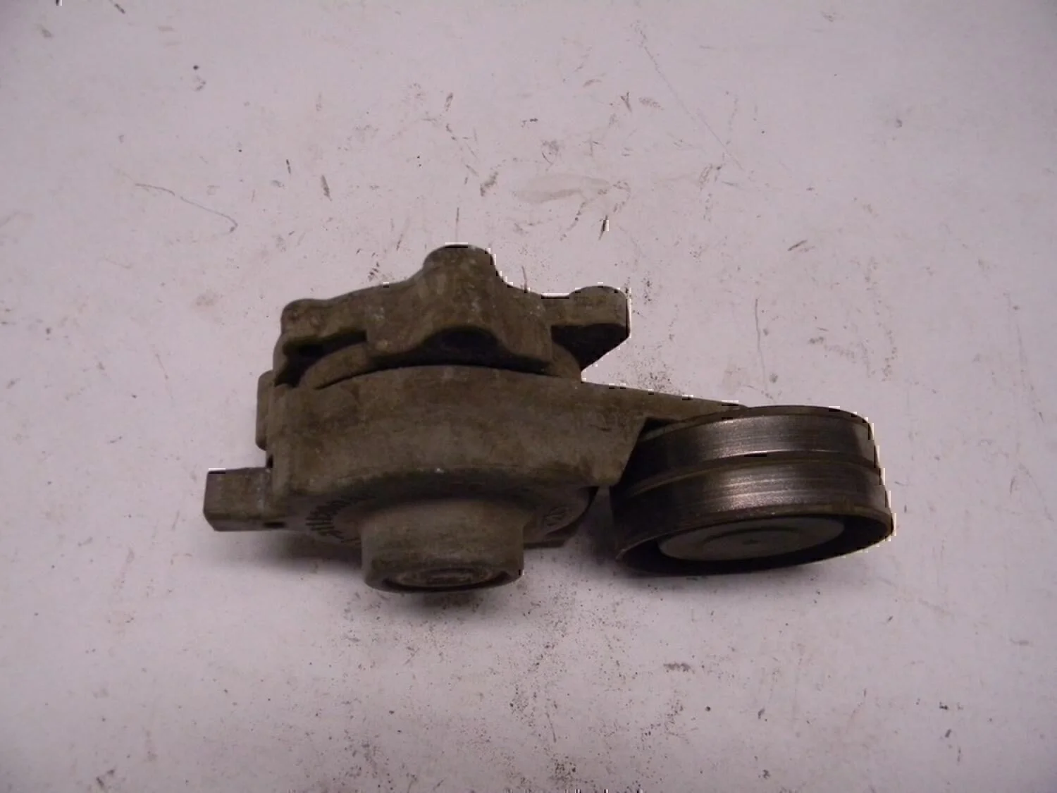 Натяжитель ремня Chery Amulet (A15) 2006> - миниатюра 3