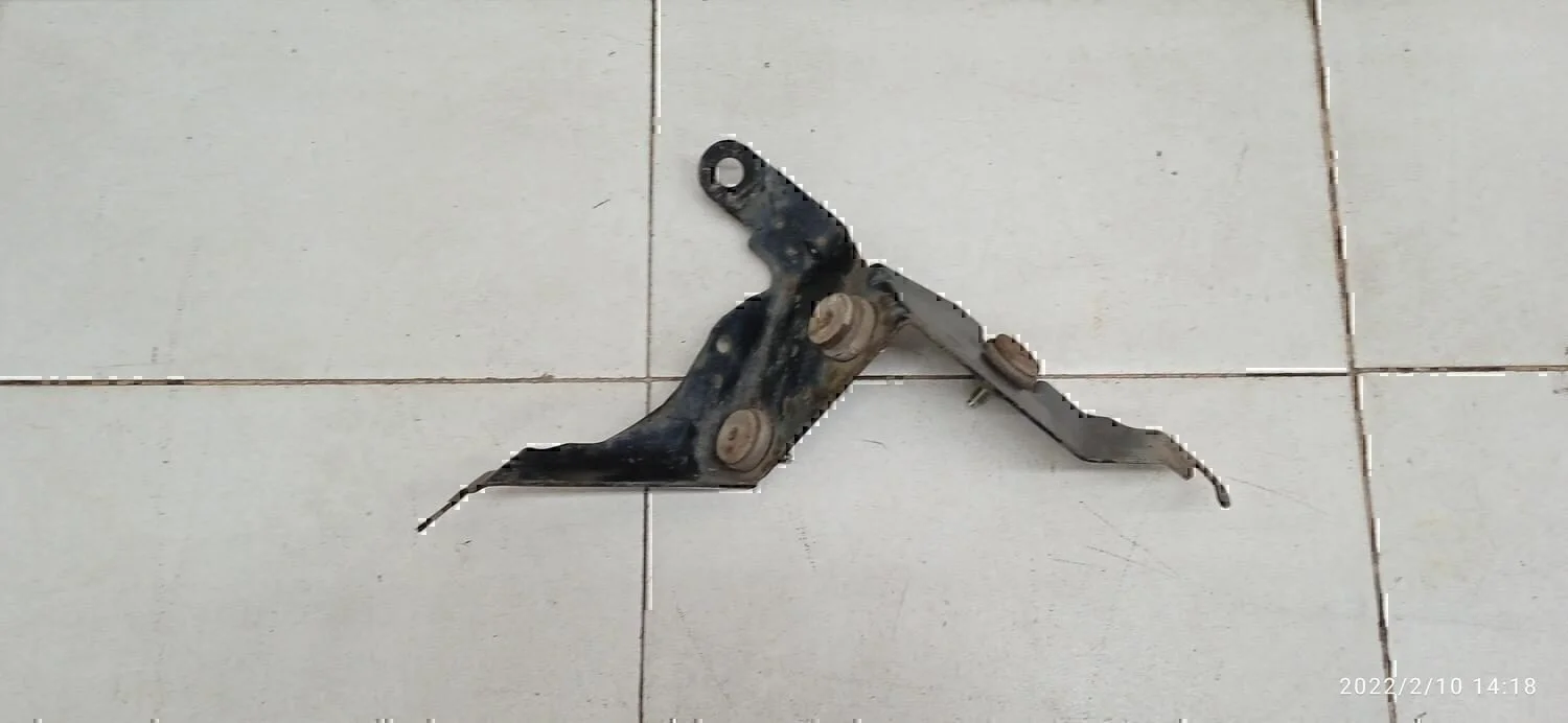 Кронштейн блока ABS (насос) FORD Fiesta 2001-2007 - миниатюра 2