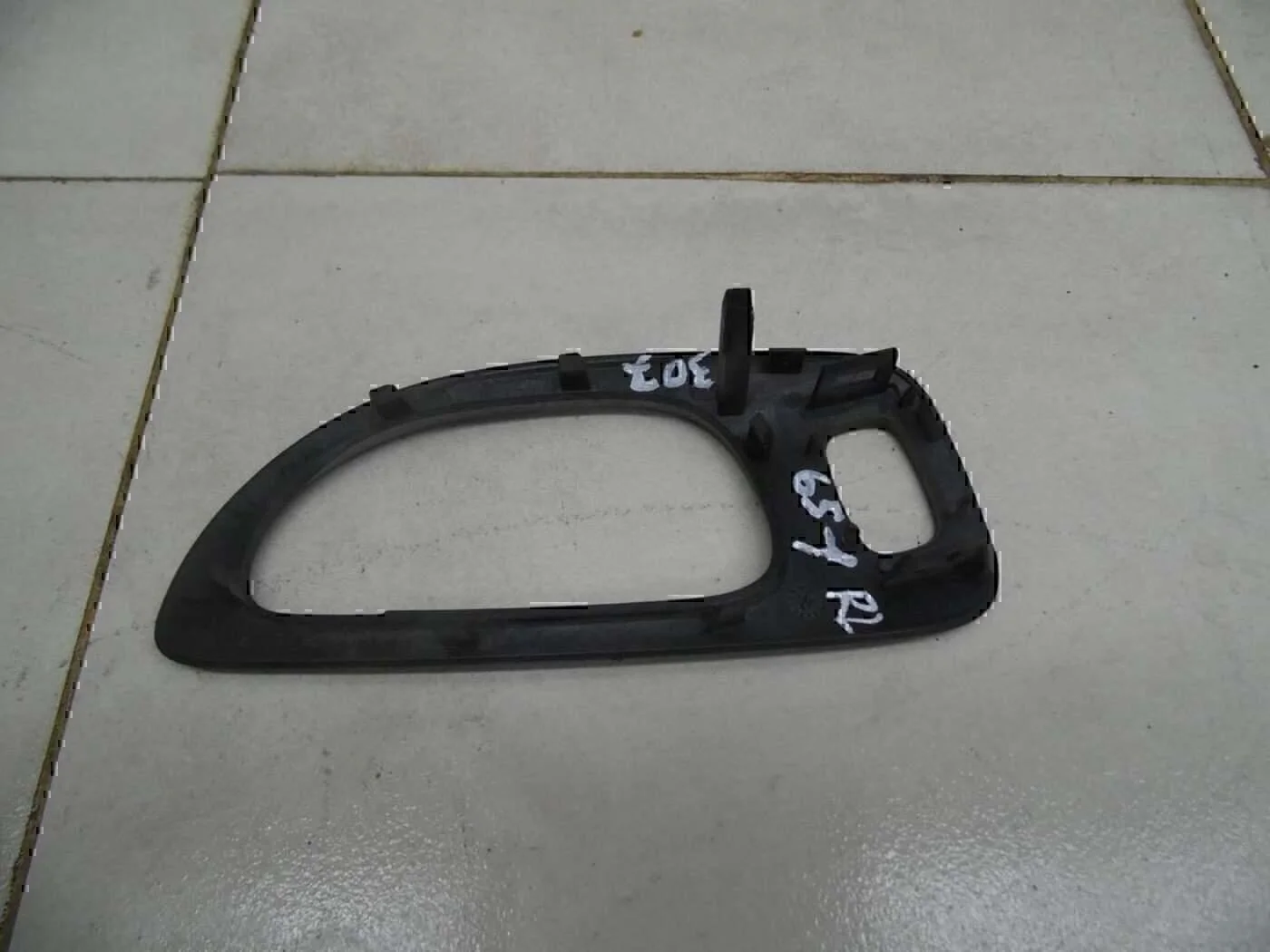 Накладка ручки внутренней PEUGEOT 307 2001-2007 - миниатюра 2
