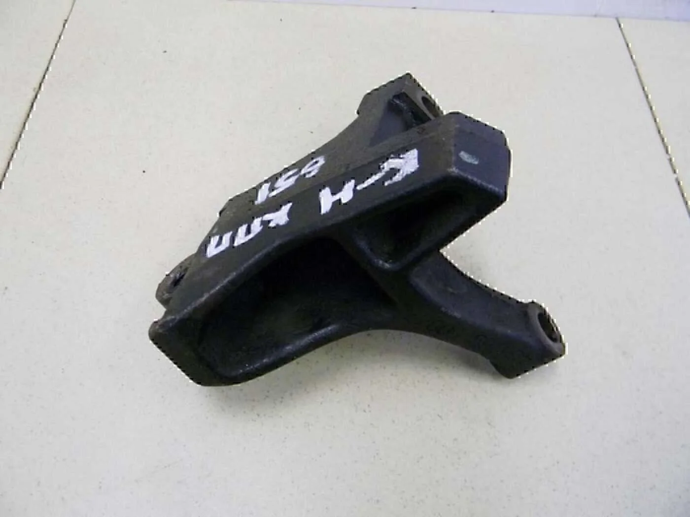 Кронштейн двигателя PEUGEOT 307 2001-2007 - миниатюра 4
