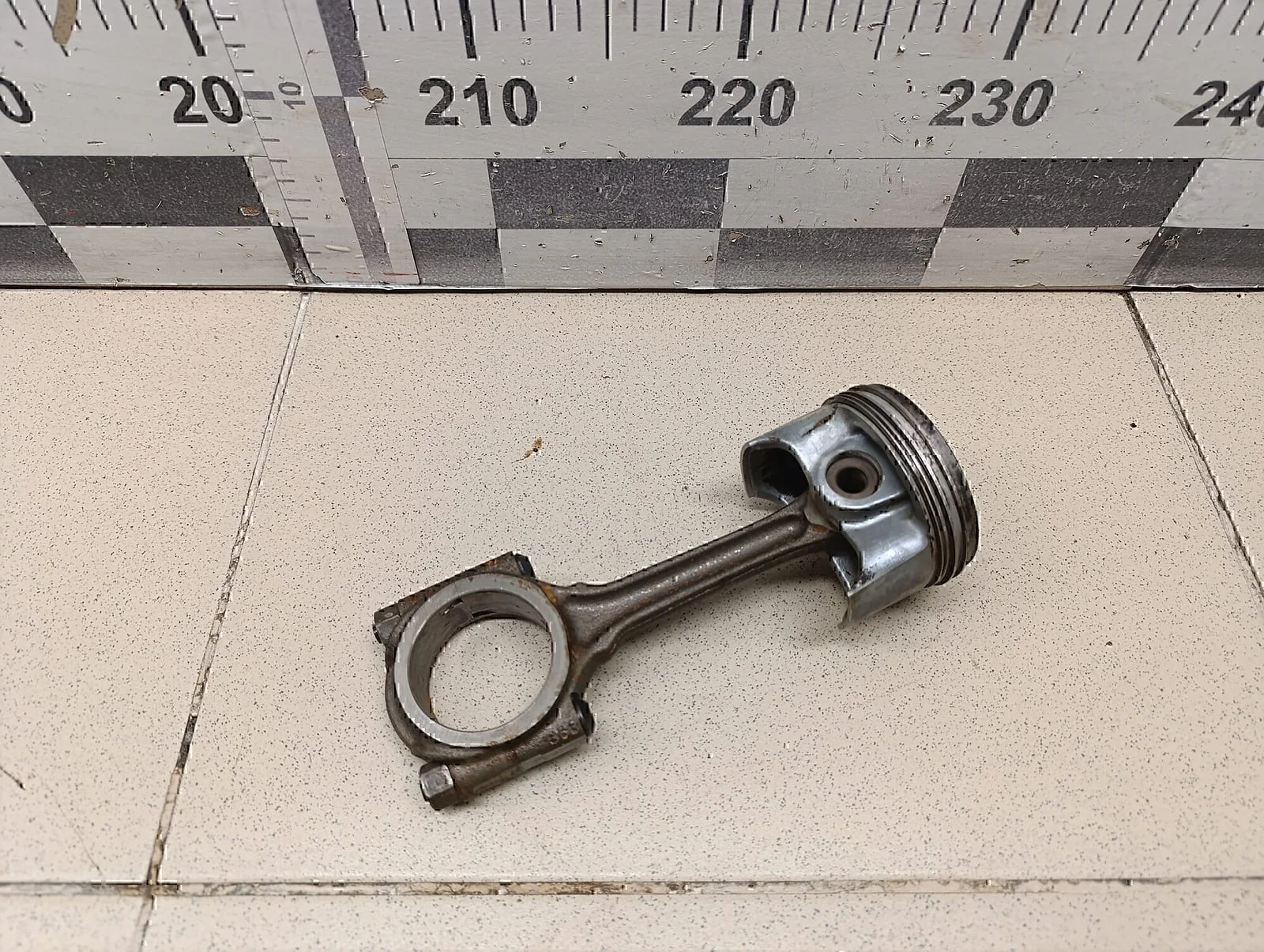 Поршень с шатуном Peugeot-Citroen C3 2002-2009