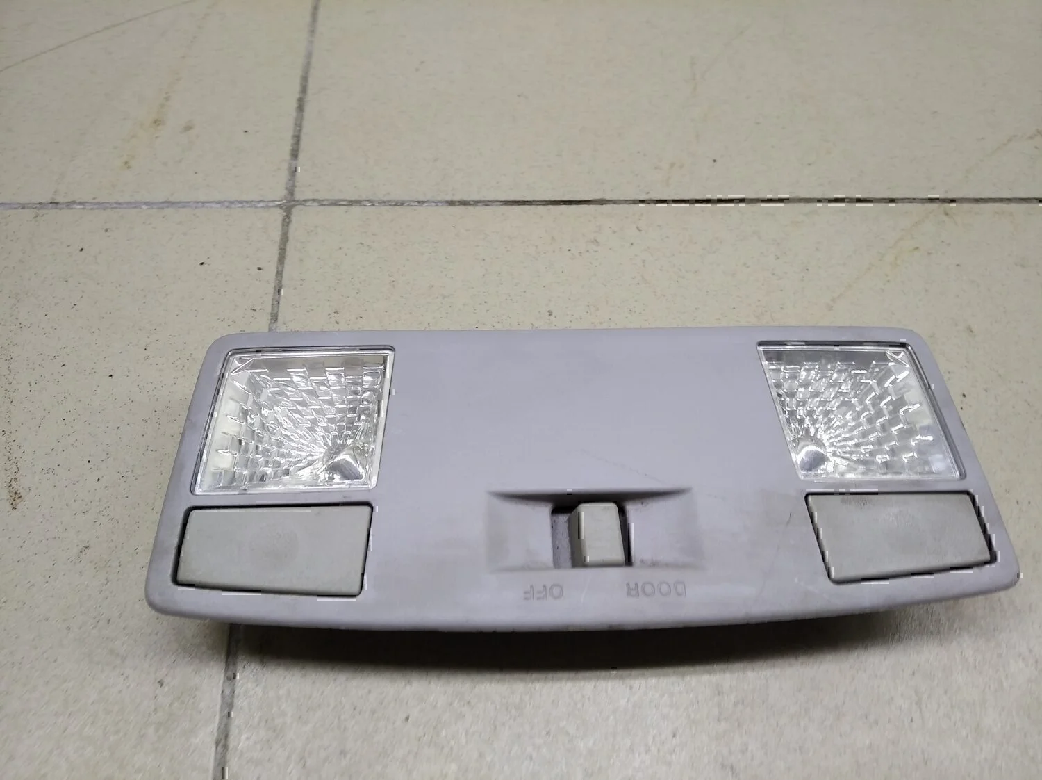 Плафон салонный MAZDA Mazda 3 (BK) 2002-2009 - миниатюра 3