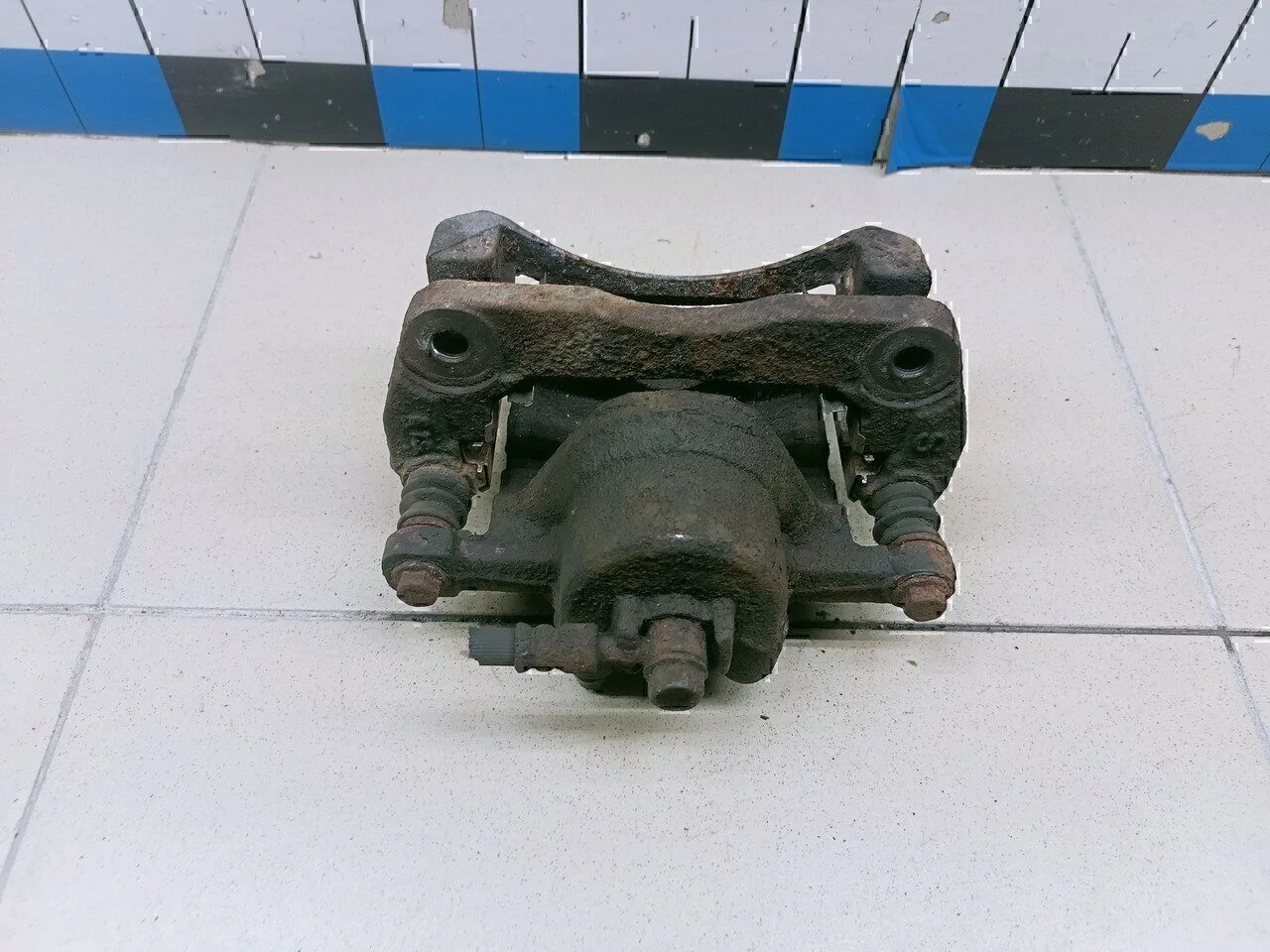 Суппорт передний правый SUZUKI SX4 2006-2013 - миниатюра 7
