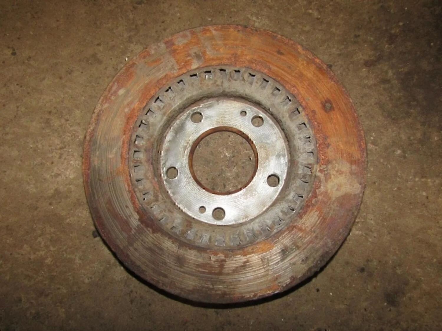 Диск тормозной передний вентилируемый Hyundai-KIA Elantra 2006-2011 - миниатюра 3
