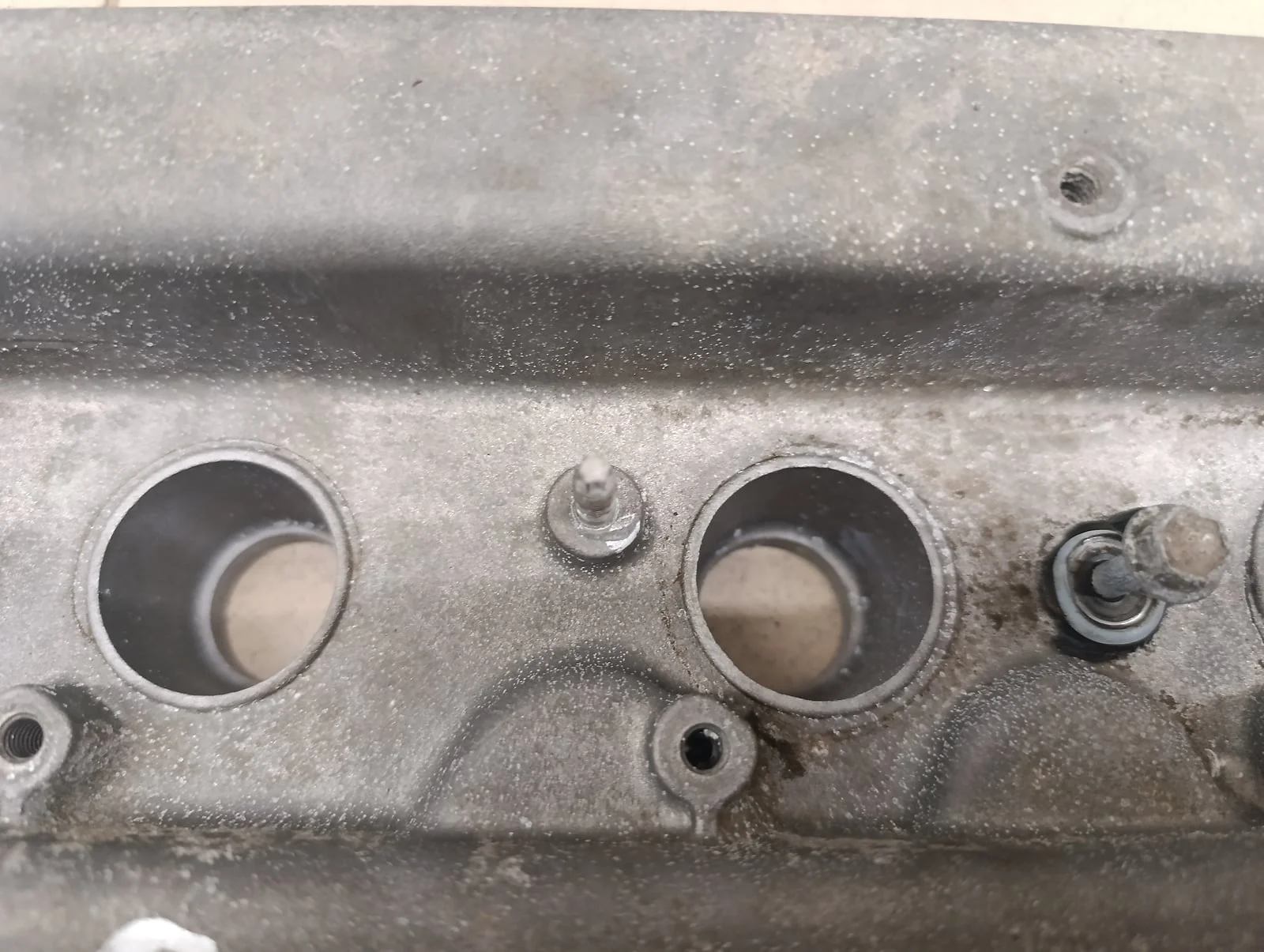 Крышка головки блока (клапанная) TOYOTA Avensis II 2003-2008 - миниатюра 5