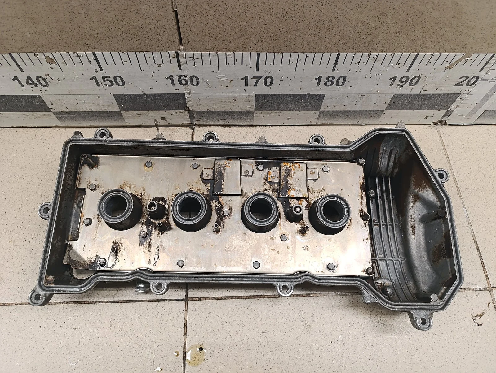 Крышка головки блока (клапанная) TOYOTA Avensis II 2003-2008 - миниатюра 9