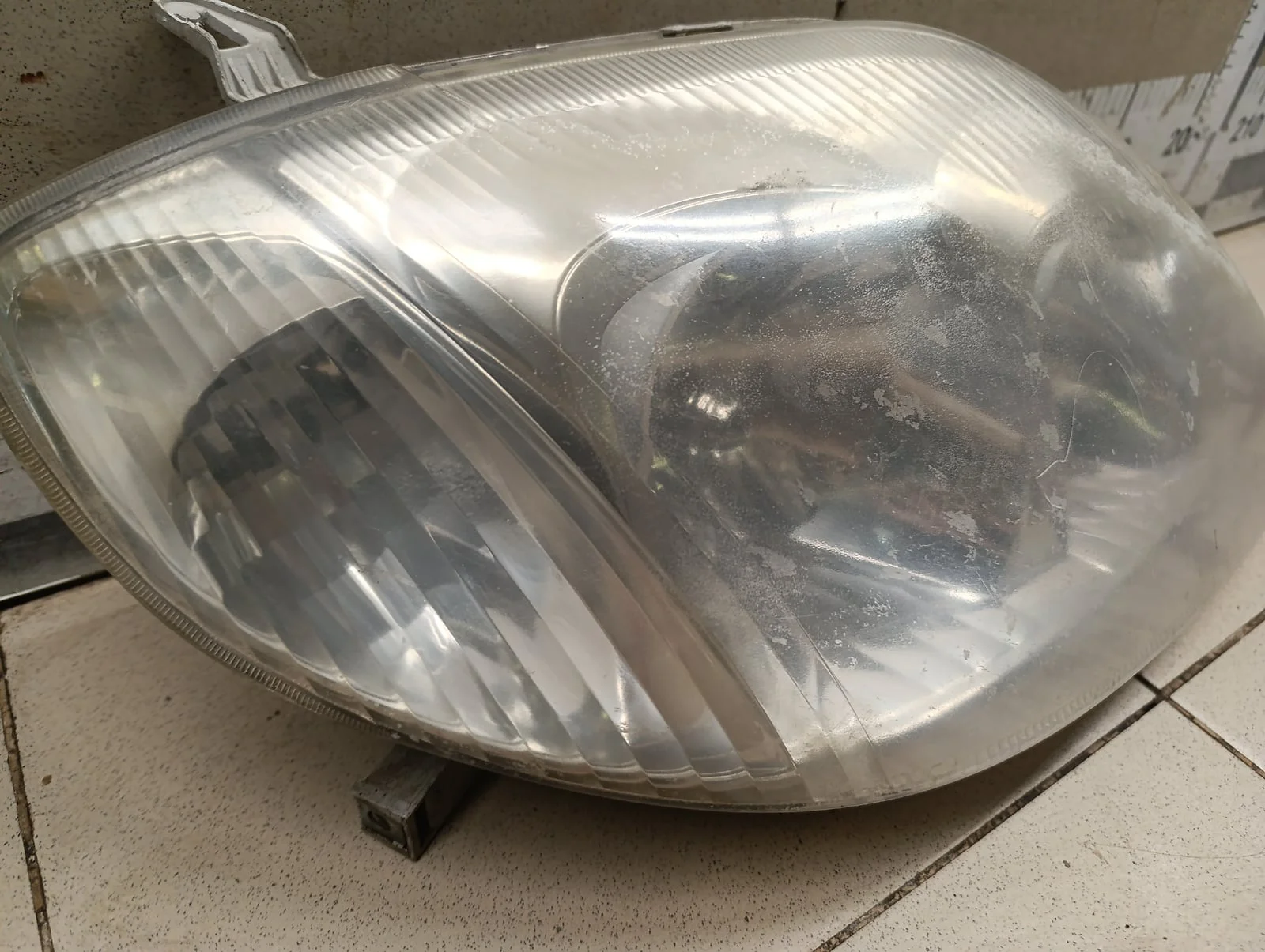 Фара правая TOYOTA Corolla E12 2001-2006 - миниатюра 4