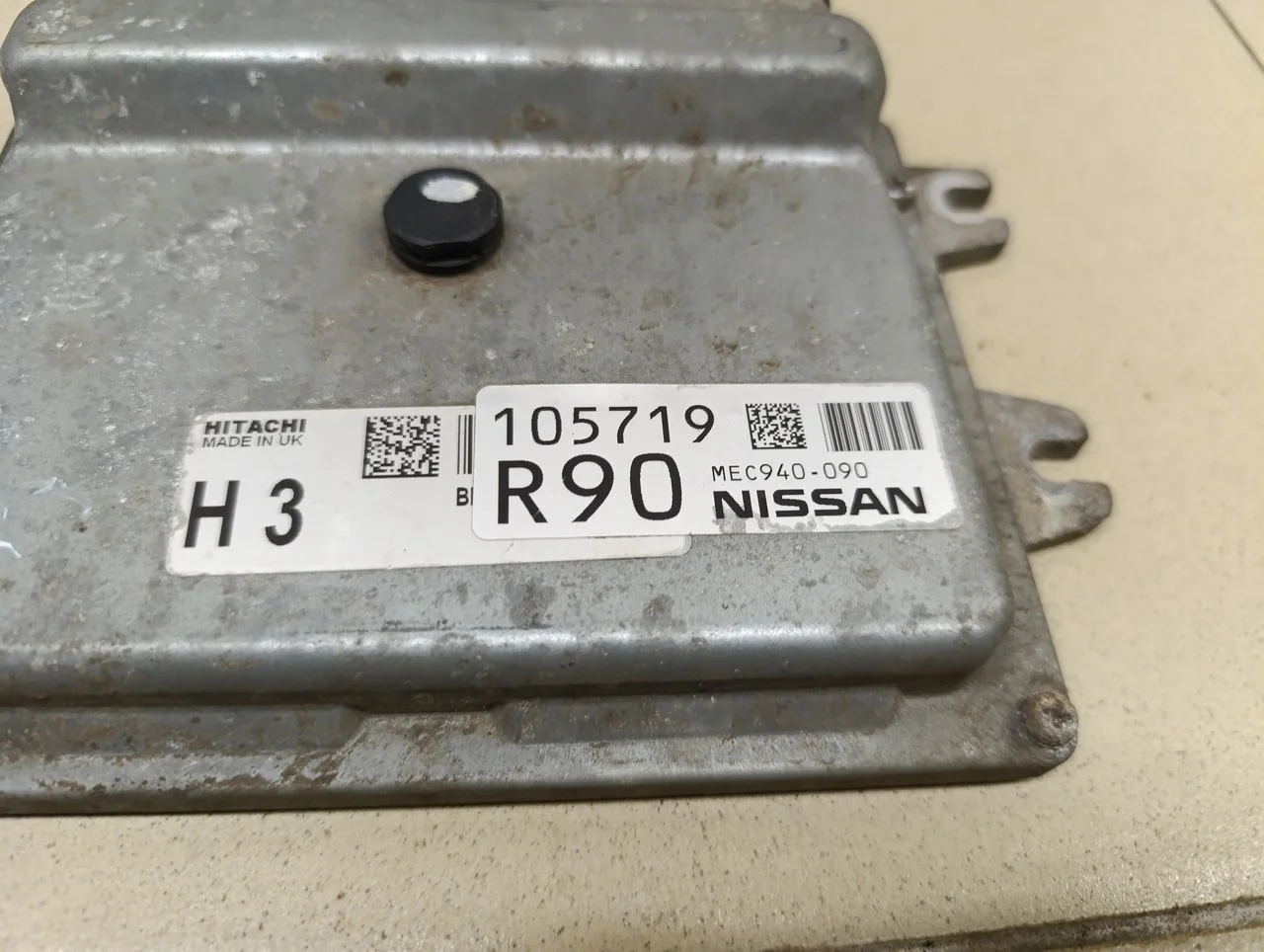 Блок управления двигателем NISSAN Juke (F15) 2011> - миниатюра 2
